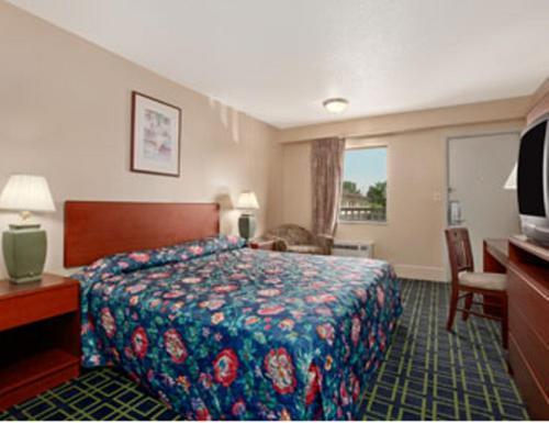 Hilltop Inn Pittsburgh Crafton Exteriér fotografie